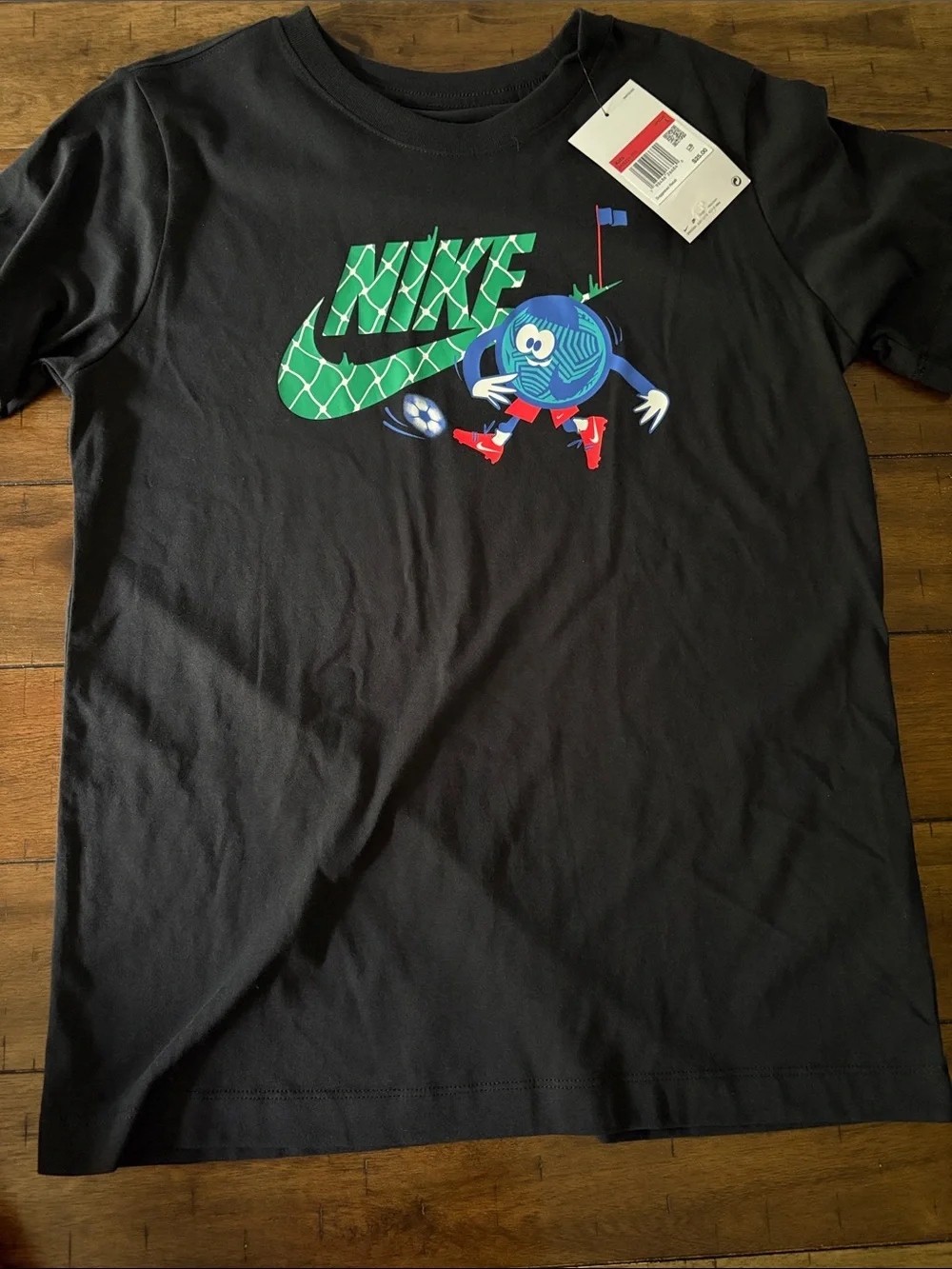 Nike Kids Boys set bundle lot of 4 Short Sleeve Tshirts sports large NWT